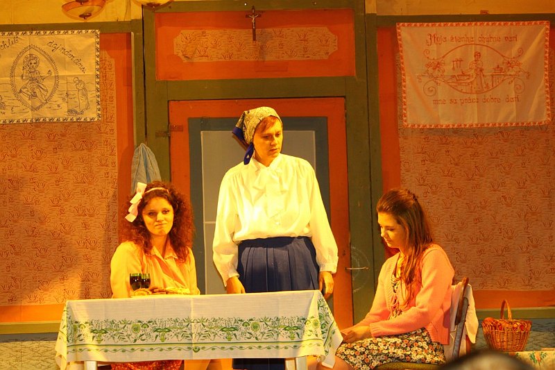 Trampoty z laskou (33).JPG